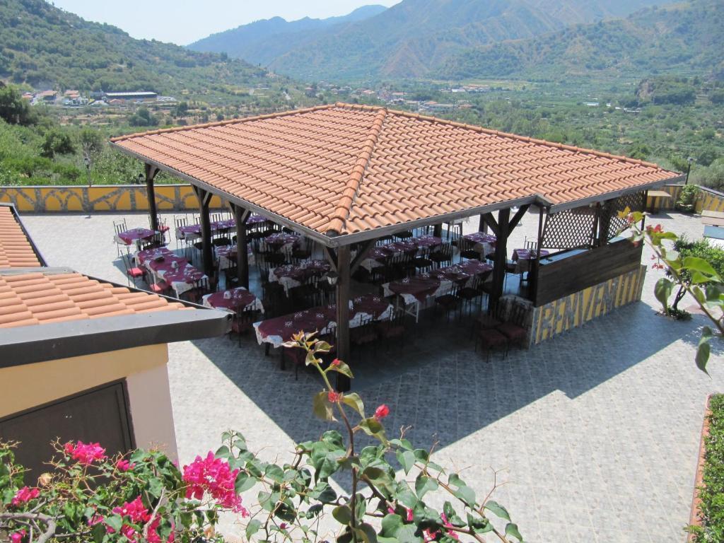 Agriturismo Ghiritina Франкавілла-ді-Сицилія Екстер'єр фото